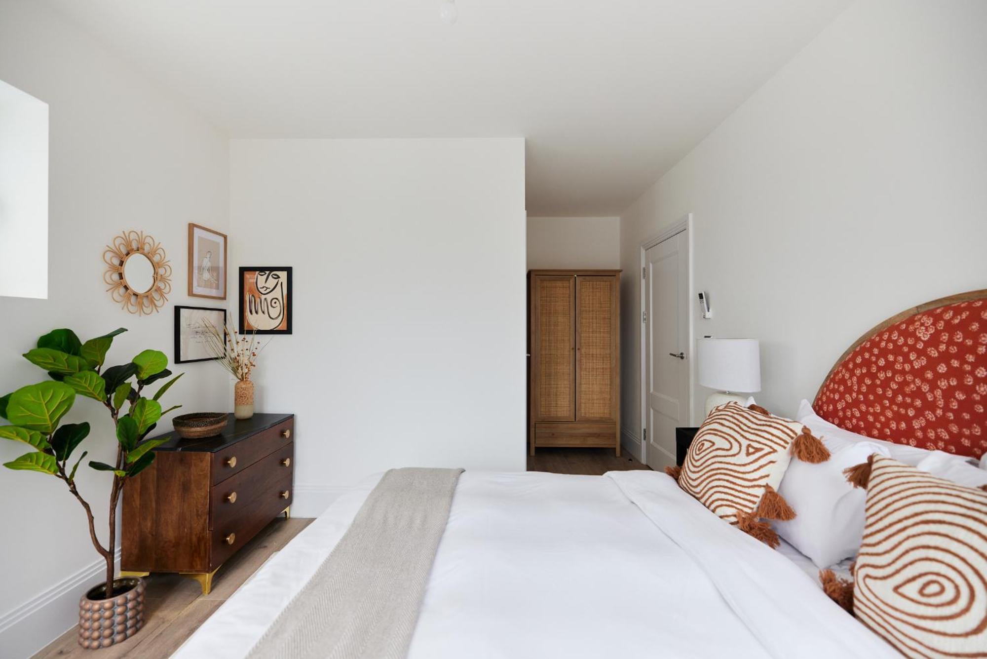 The Wembley Park Wonder - Charming 2Bdr Flat With Balcony Appartement Londen Buitenkant foto