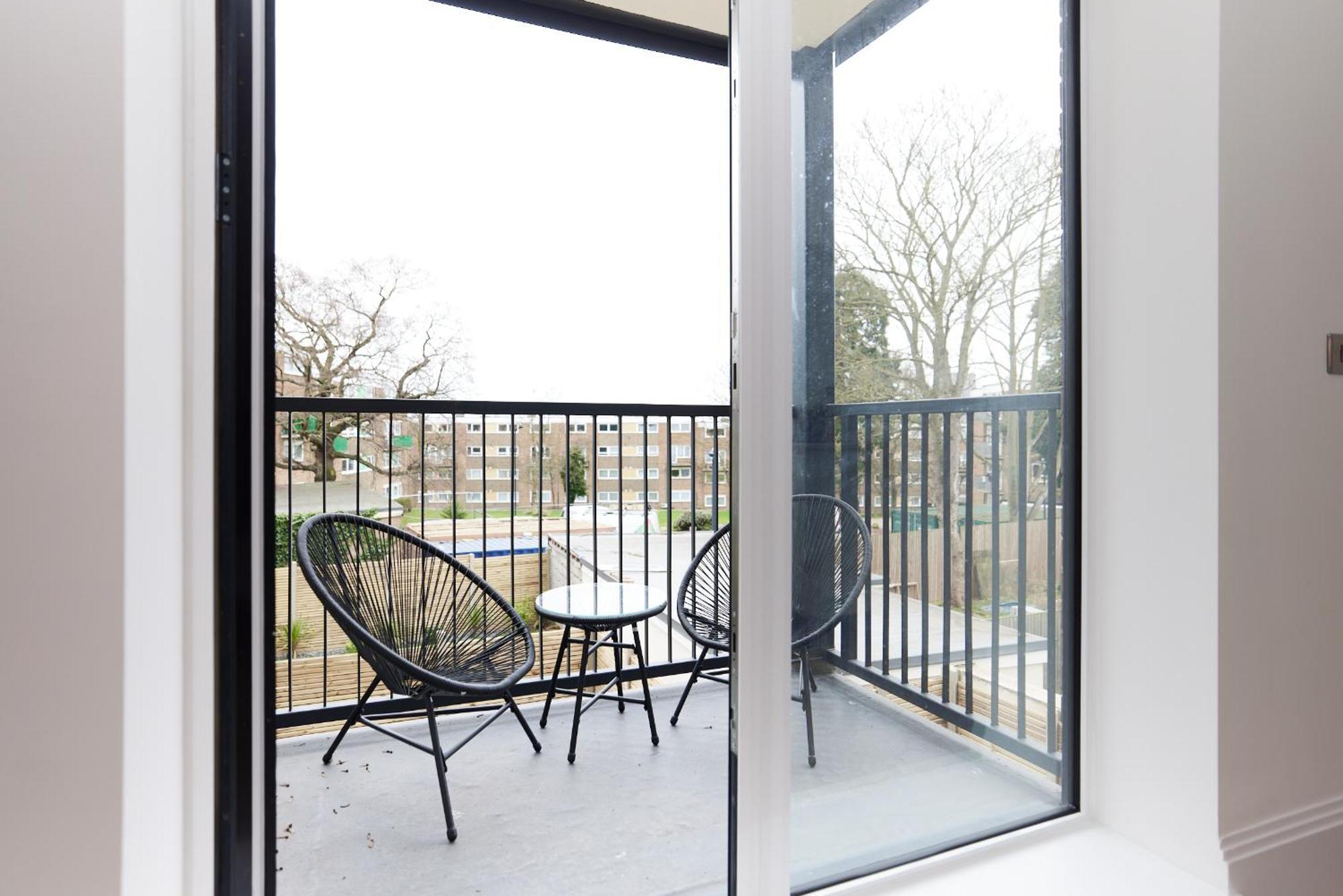 The Wembley Park Wonder - Charming 2Bdr Flat With Balcony Appartement Londen Buitenkant foto